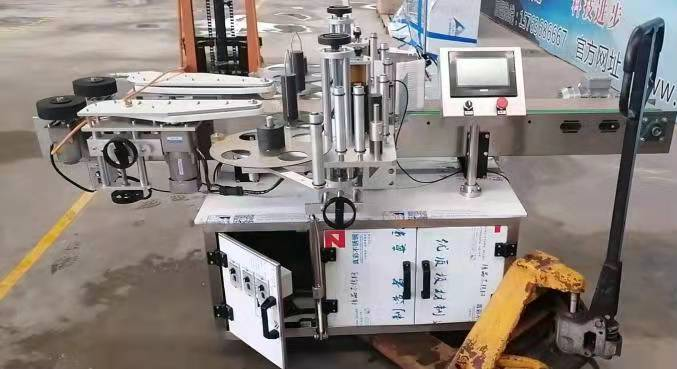 double-sided labeling machine